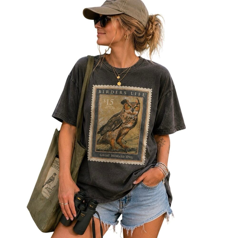 Birders Life Authentic Birding Apparel T-shirt Size Small Great Horned Owl Gray
